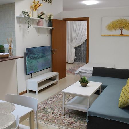 Newly Furnished Cozy 1 Bedroom Apartment Close To Jbr Beach And Metro Dubai Exteriör bild