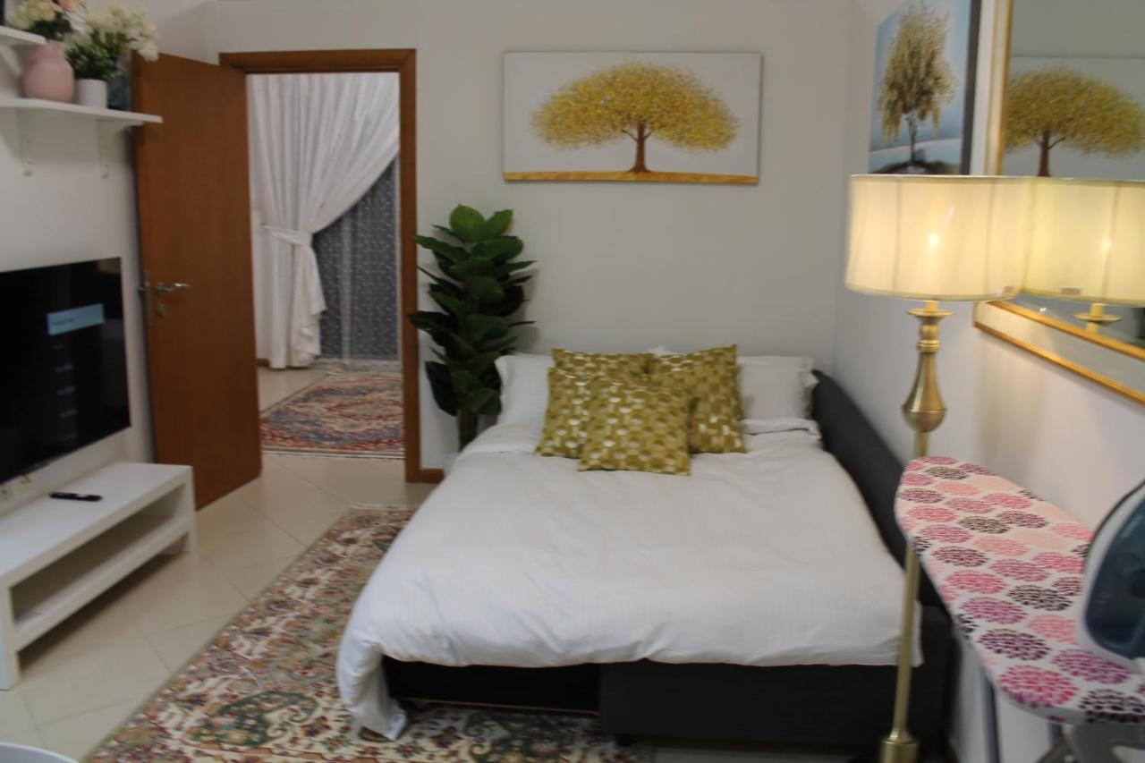 Newly Furnished Cozy 1 Bedroom Apartment Close To Jbr Beach And Metro Dubai Exteriör bild