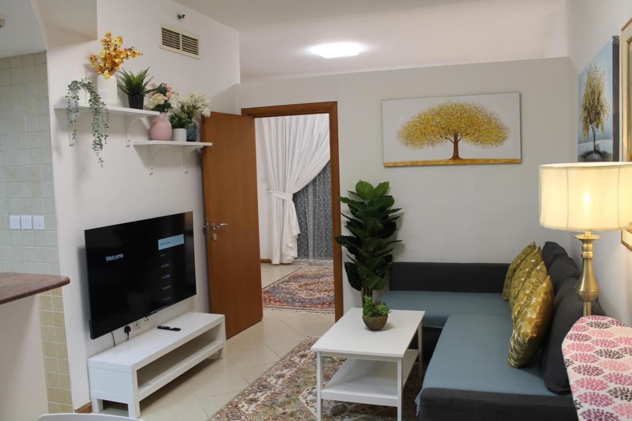Newly Furnished Cozy 1 Bedroom Apartment Close To Jbr Beach And Metro Dubai Exteriör bild