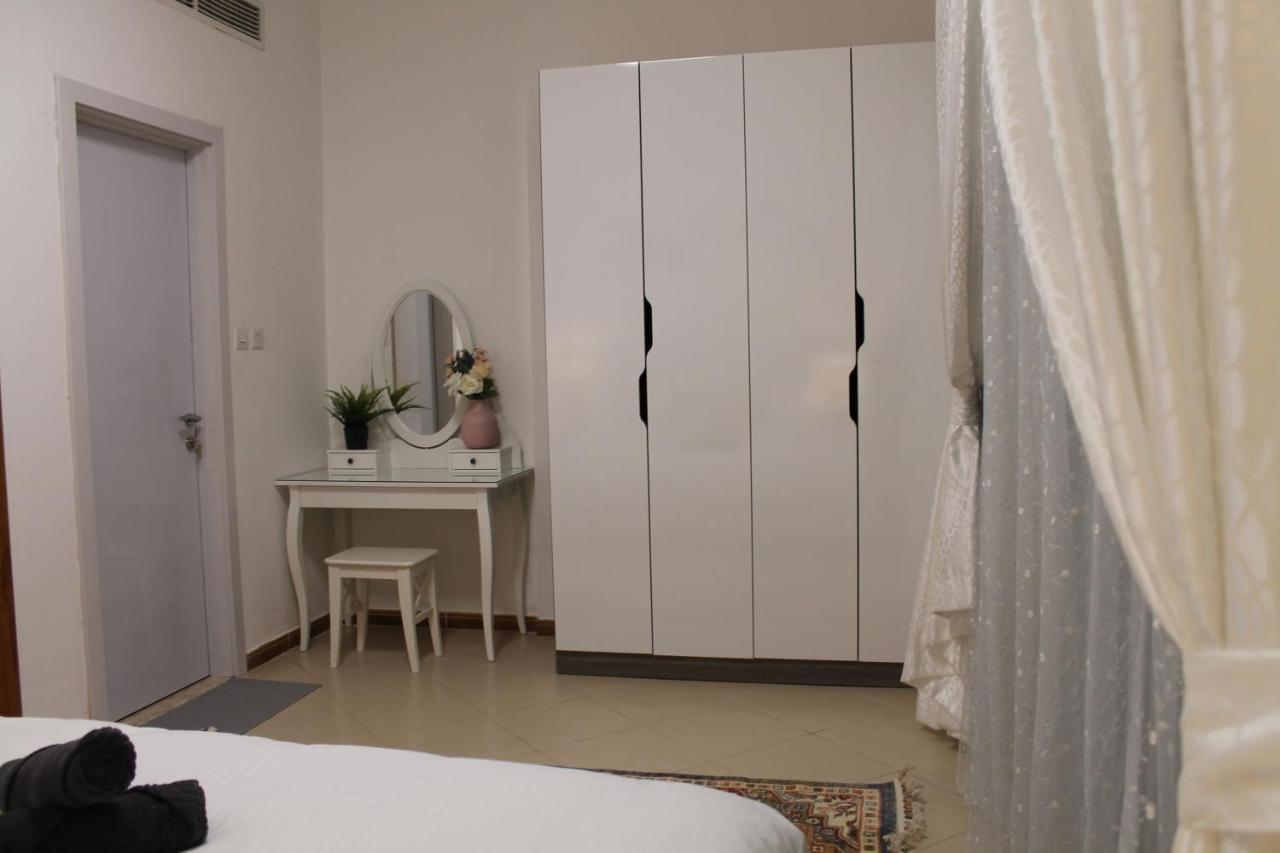 Newly Furnished Cozy 1 Bedroom Apartment Close To Jbr Beach And Metro Dubai Exteriör bild