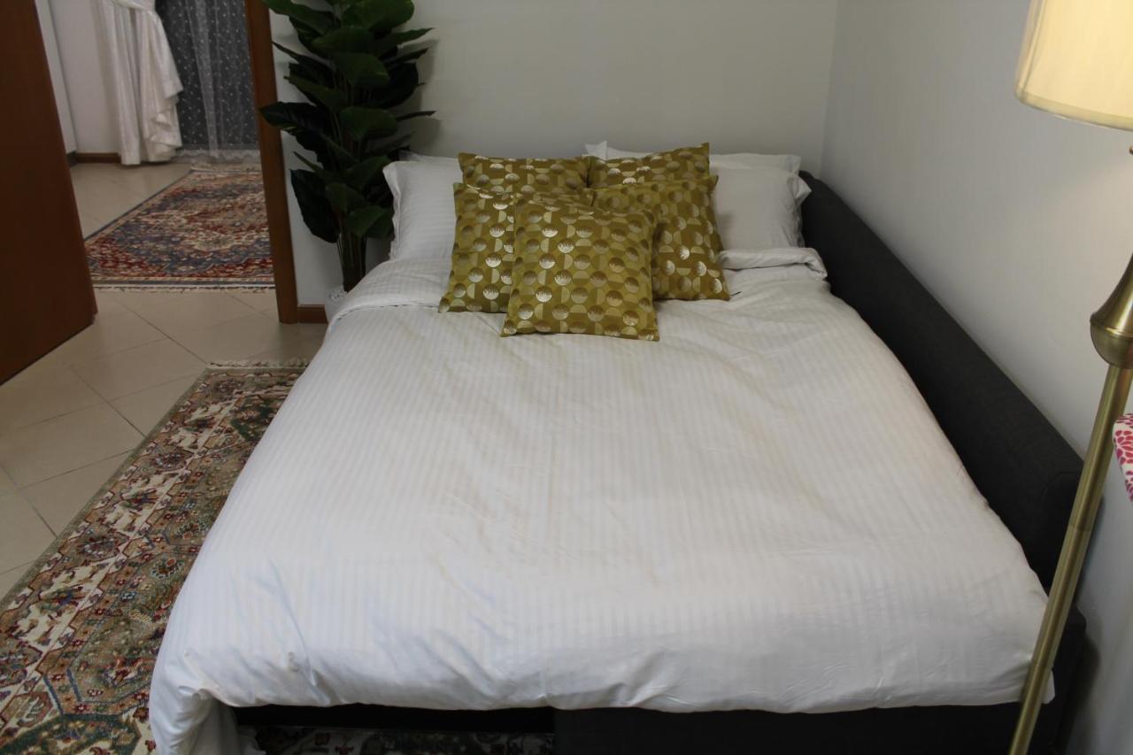 Newly Furnished Cozy 1 Bedroom Apartment Close To Jbr Beach And Metro Dubai Exteriör bild
