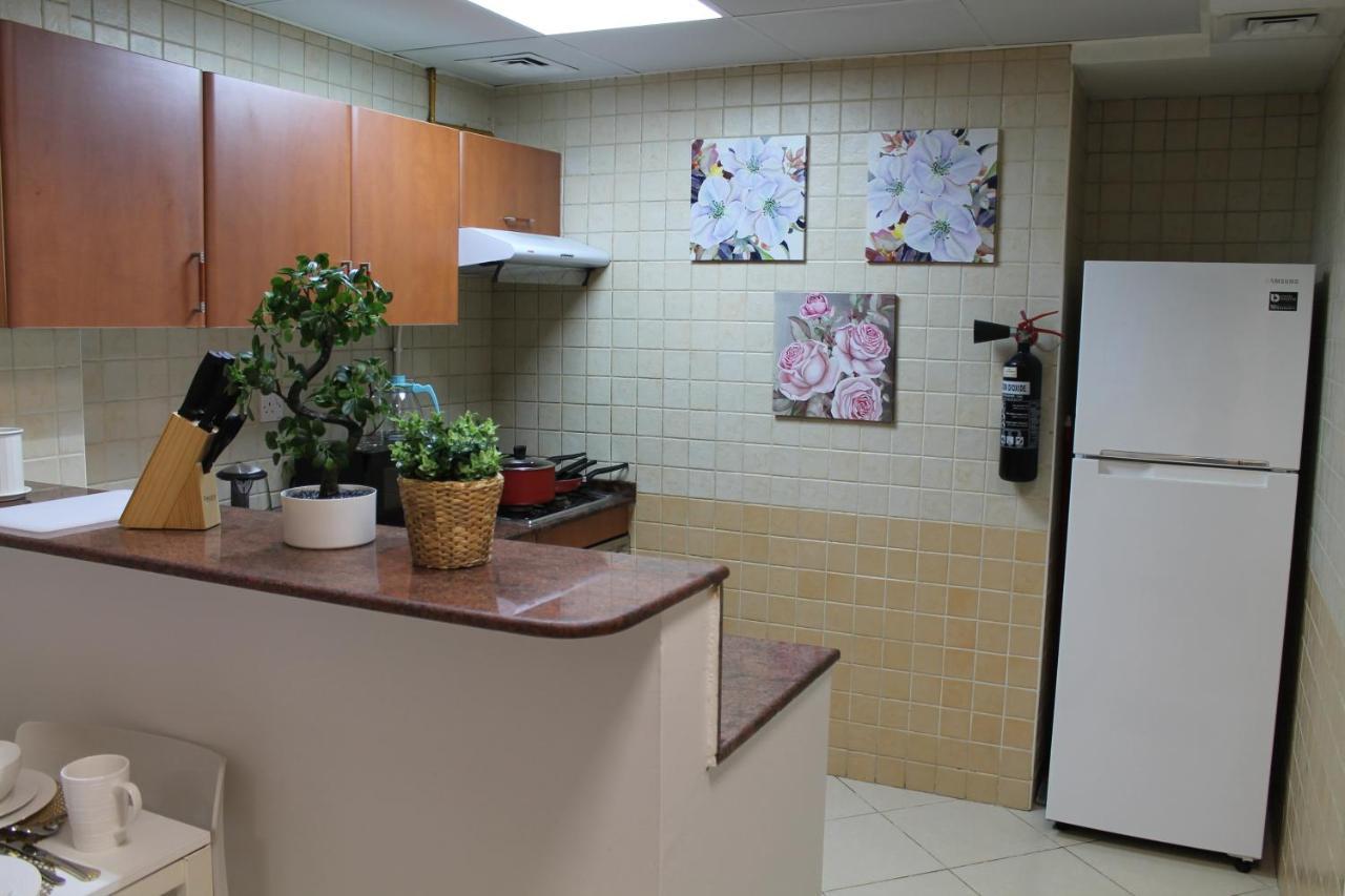 Newly Furnished Cozy 1 Bedroom Apartment Close To Jbr Beach And Metro Dubai Exteriör bild
