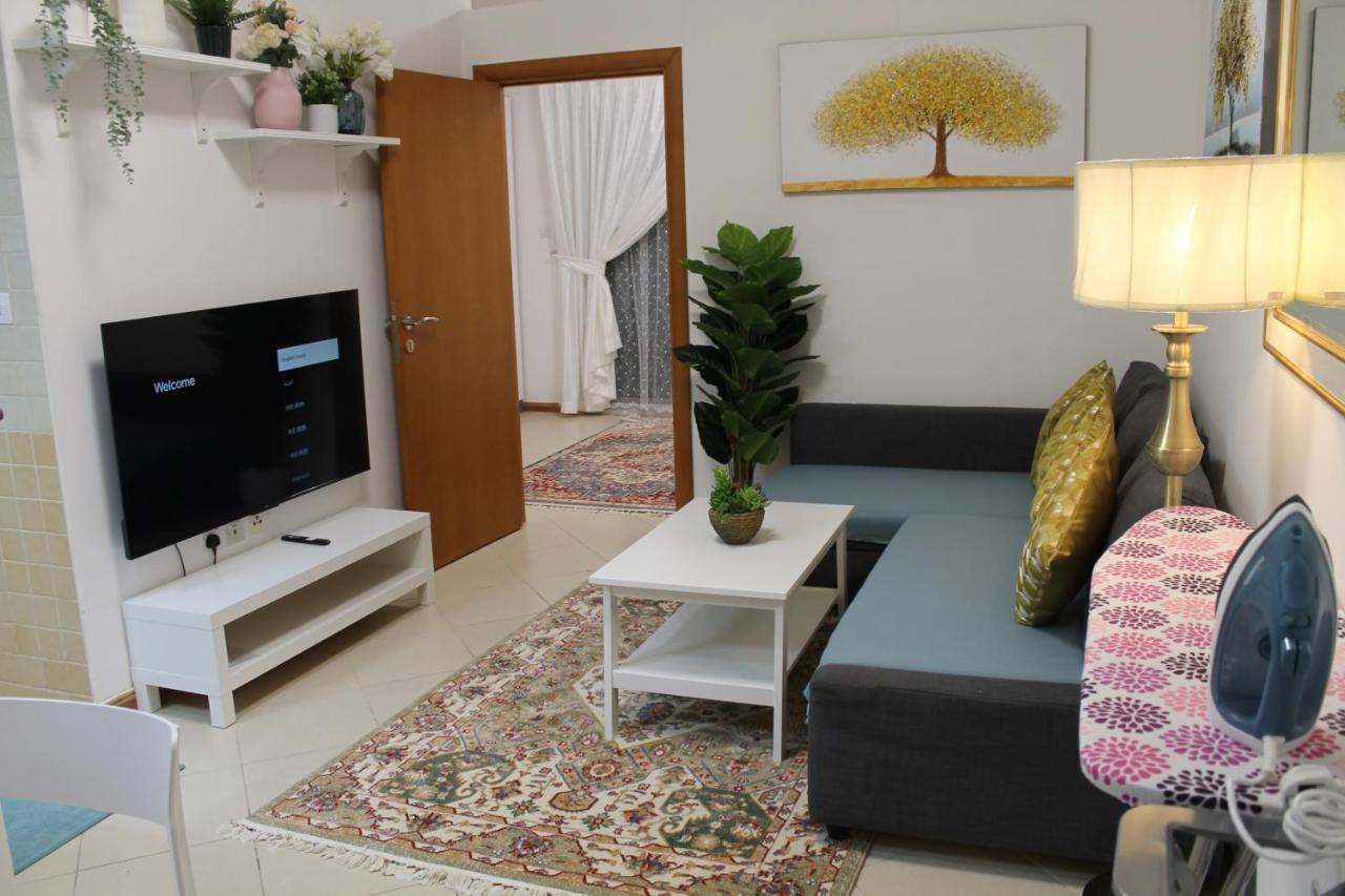 Newly Furnished Cozy 1 Bedroom Apartment Close To Jbr Beach And Metro Dubai Exteriör bild