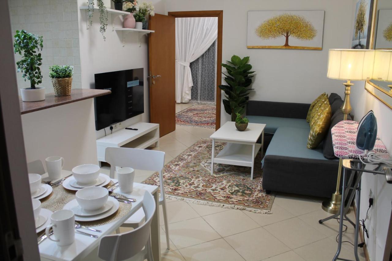 Newly Furnished Cozy 1 Bedroom Apartment Close To Jbr Beach And Metro Dubai Exteriör bild